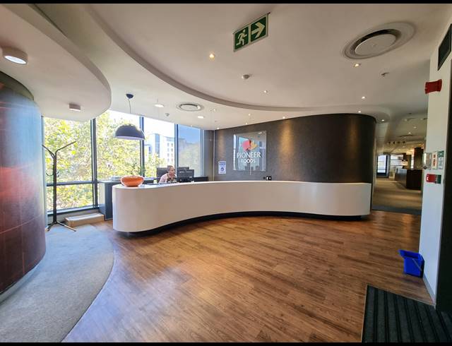 1,111M² OFFICE TO LET IN TYGER VALLEY
